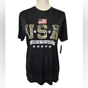 Striker Camo USA Home of the Brave T-Shirt Men's Size Small NWT